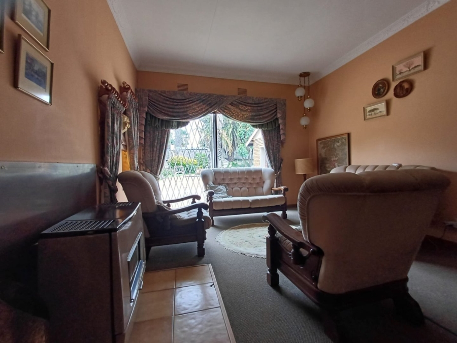 3 Bedroom Property for Sale in Flimieda North West